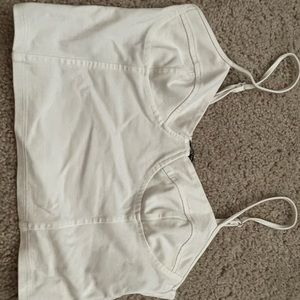 White crop tank top!